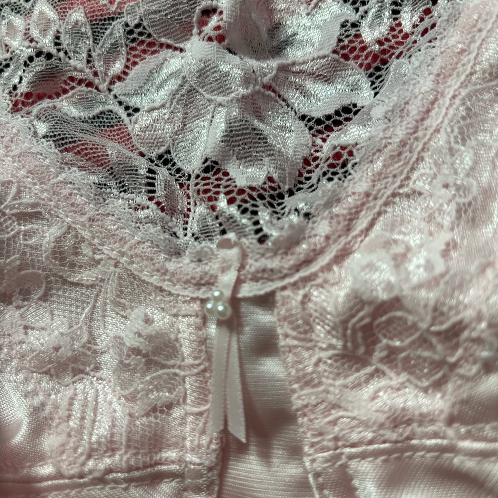 Pink Lace Women's Bra - Picture 3 of 9